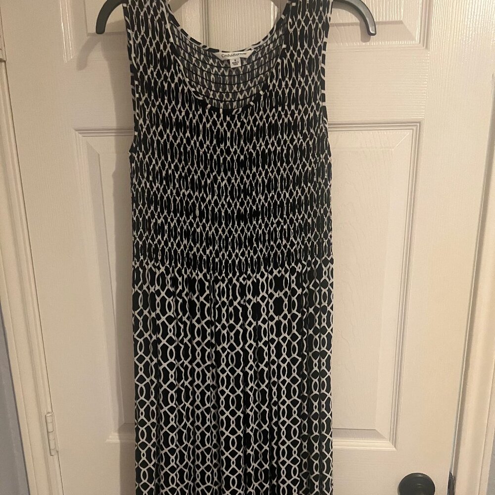 Croft and Barrow Black/White Midi Dress Small